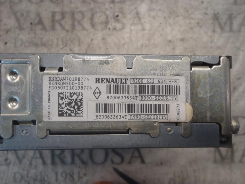 Recambio de sistema audio / radio cd para nissan primastar (x..) kasten l1h1 2.7t referencia OEM IAM   