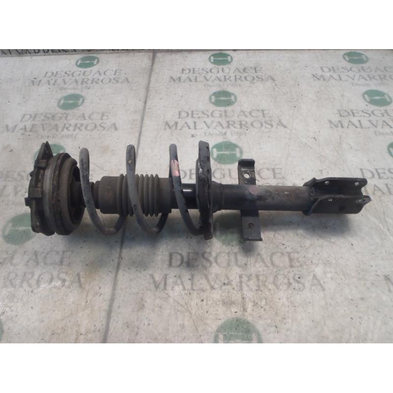 Recambio de amortiguador delantero izquierdo para renault clio iii authentique referencia OEM IAM 8200556694  