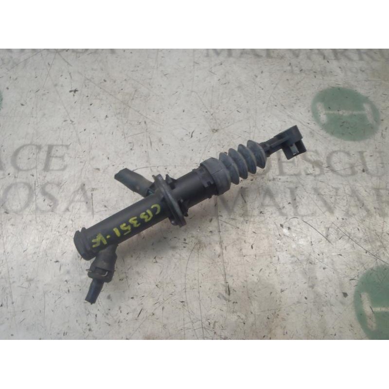 Recambio de bomba embrague para renault clio iii authentique referencia OEM IAM 8200436137  