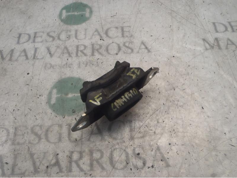 Recambio de soporte cambio para renault clio iii authentique referencia OEM IAM 8200358147  