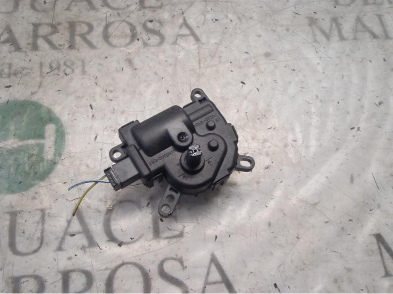 Recambio de motor apertura trampillas climatizador para ford focus berlina (cap) ambiente (d) referencia OEM IAM   