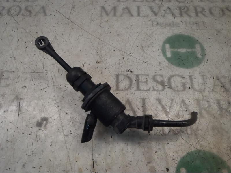 Recambio de bomba embrague para nissan micra (k12e) acenta referencia OEM IAM   
