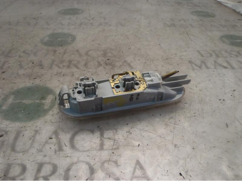 Recambio de piloto interior para nissan micra (k12e) acenta referencia OEM IAM   