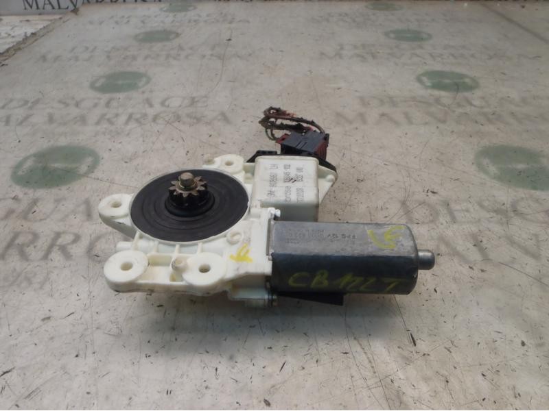 Recambio de motor elevalunas delantero izquierdo para opel vectra c berlina club referencia OEM IAM   