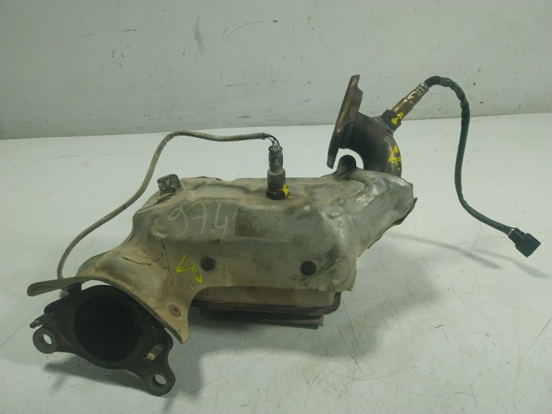 Recambio de catalizador para dacia sandero 0.9 tce referencia OEM IAM 208A07241R  
