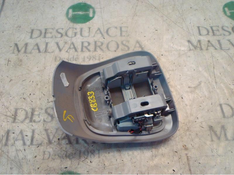 Recambio de piloto interior para opel meriva cosmo referencia OEM IAM   