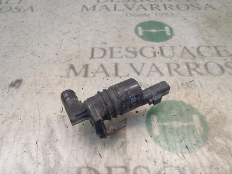 Recambio de bomba limpia para peugeot 407 st confort referencia OEM IAM 643497  