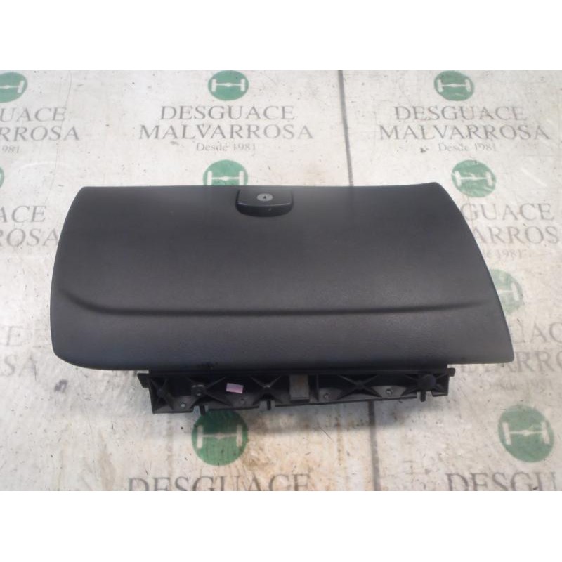 Recambio de guantera para peugeot 407 st confort referencia OEM IAM 8226J0  