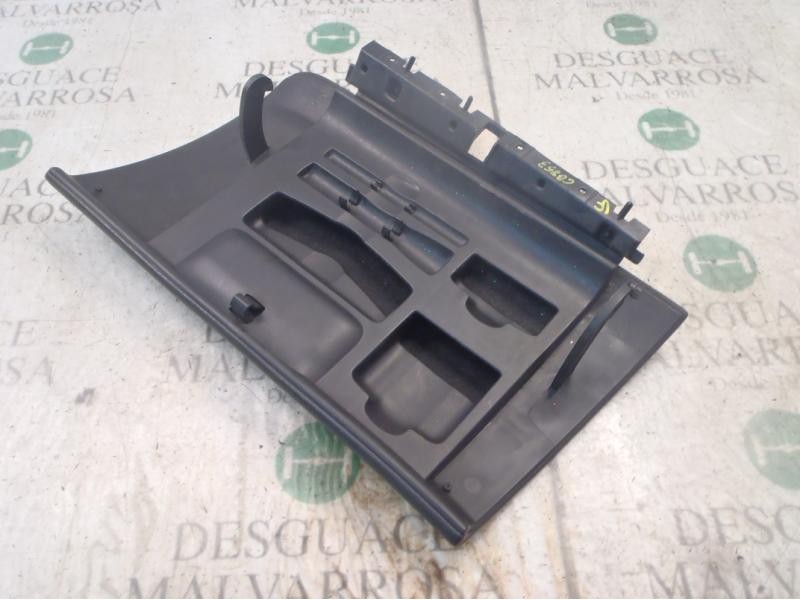 Recambio de guantera para peugeot 407 st confort referencia OEM IAM 8226J0  