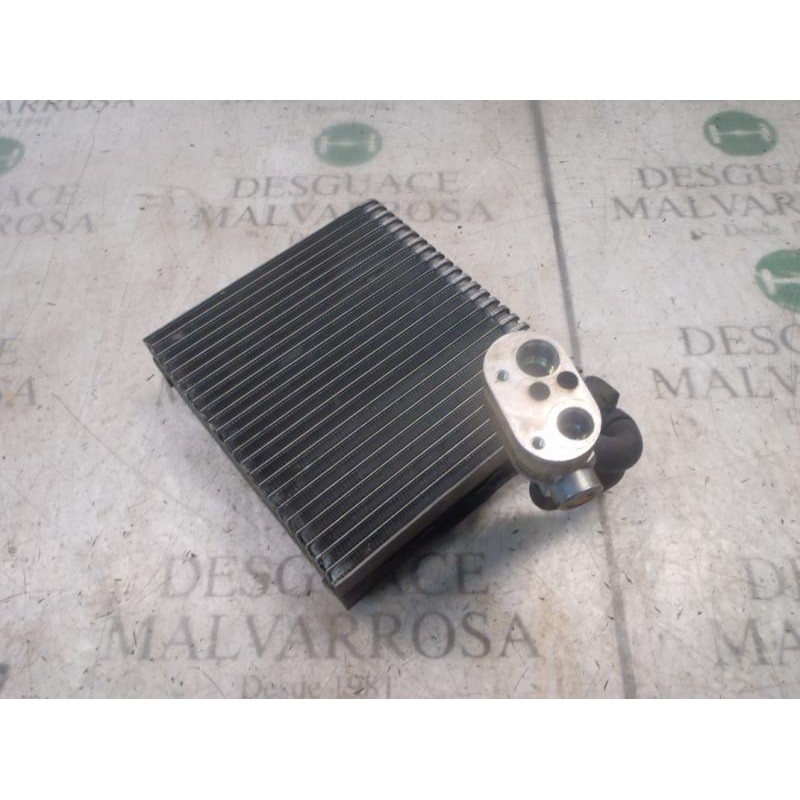 Recambio de evaporador aire acondicionado para mini mini (r50,r53) cooper referencia OEM IAM 64111499134  