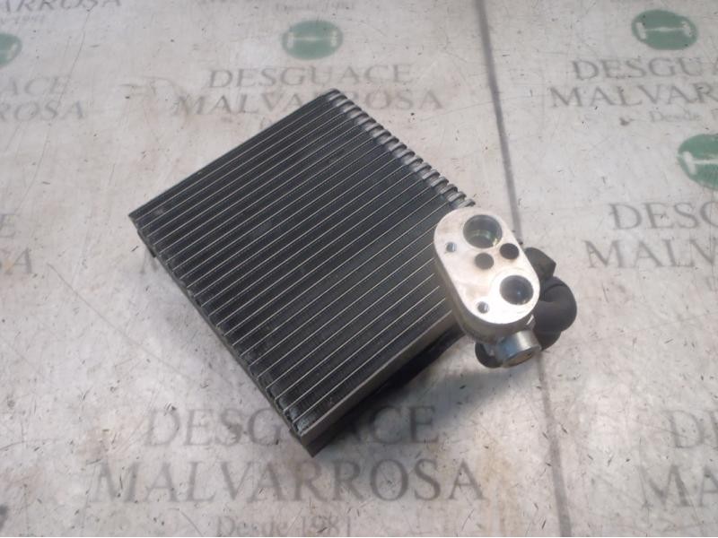 Recambio de evaporador aire acondicionado para mini mini (r50,r53) cooper referencia OEM IAM 64111499134  