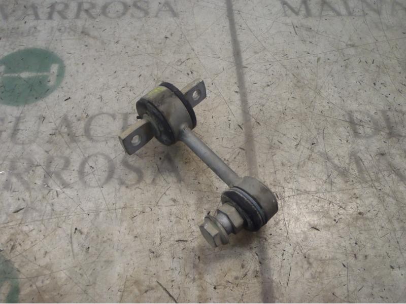 Recambio de tirante trasero derecho para seat exeo berlina (3r2) style referencia OEM IAM 8E0505465AF  