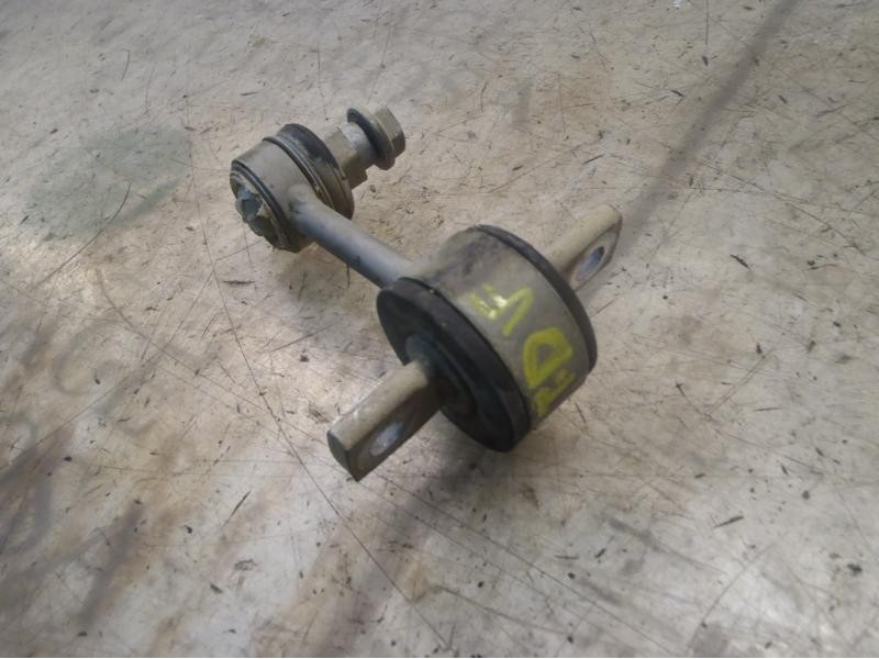 Recambio de tirante trasero derecho para seat exeo berlina (3r2) style referencia OEM IAM 8E0505465AF  