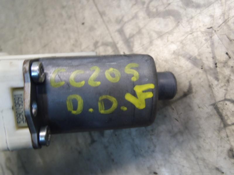 Recambio de motor elevalunas delantero derecho para ford focus berlina (cap) sport referencia OEM IAM   