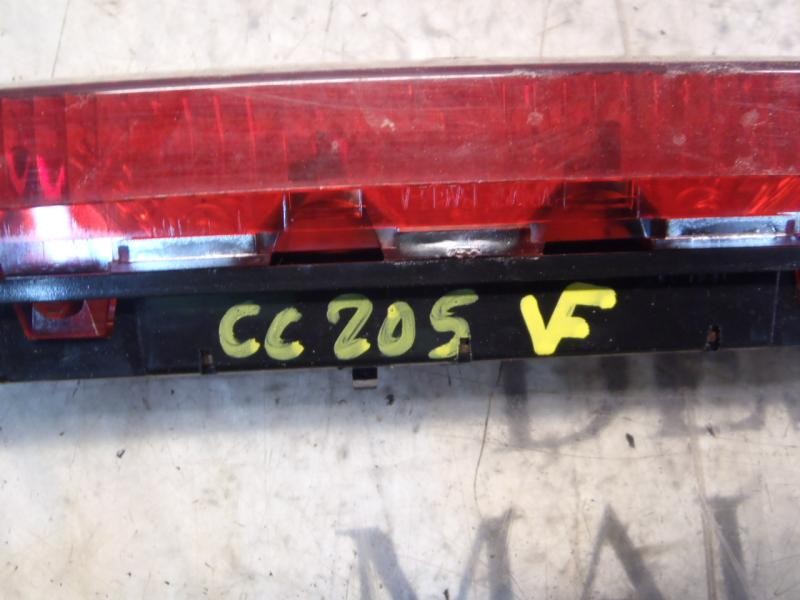 Recambio de piloto trasero central para ford focus berlina (cap) sport referencia OEM IAM   