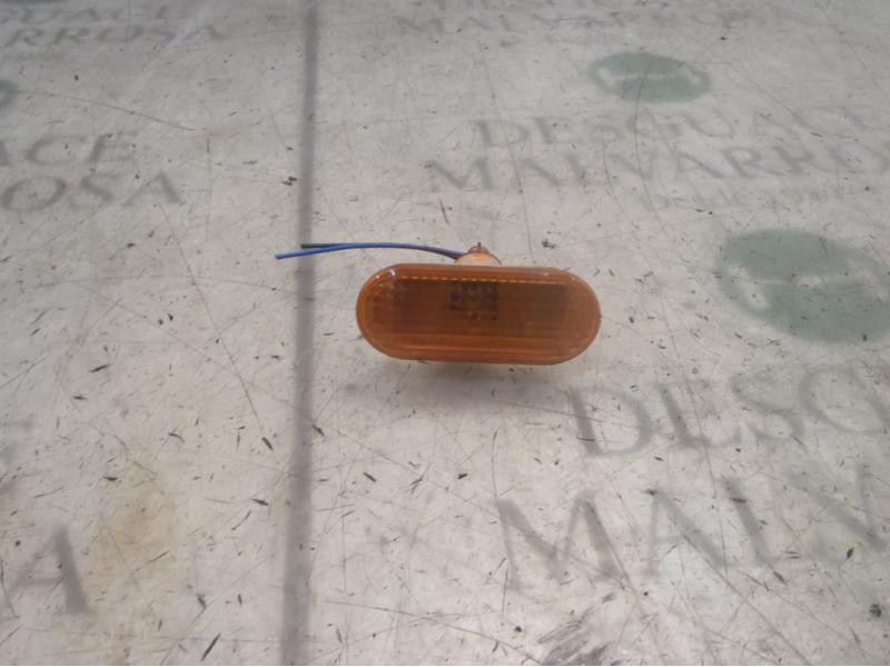 Recambio de piloto lateral derecho para ford fiesta (cbk) ambiente referencia OEM IAM   