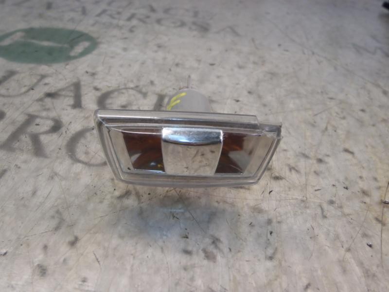 Recambio de piloto lateral derecho para opel corsa d cmon referencia OEM IAM   