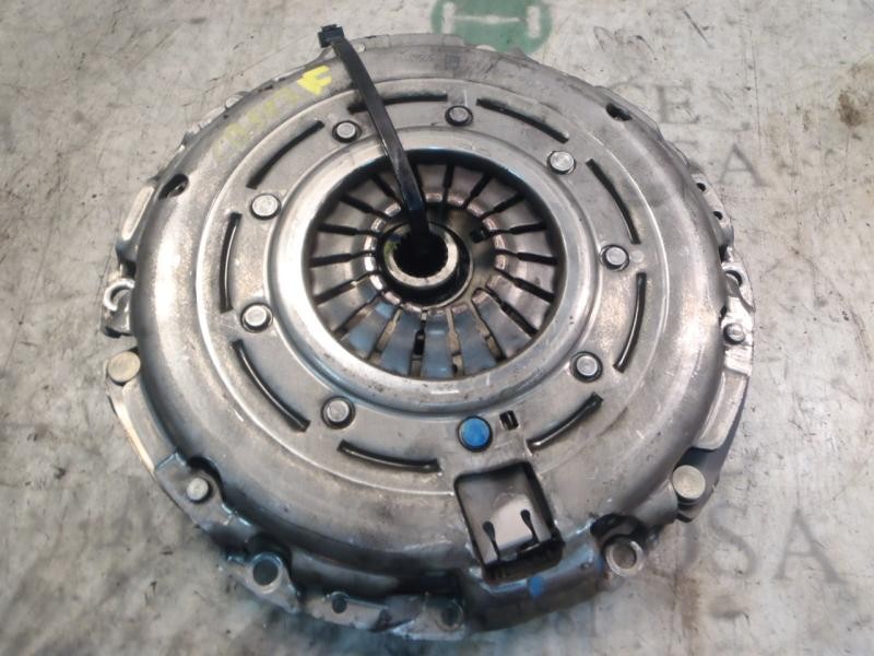 Recambio de kit embrague para opel zafira b enjoy plus referencia OEM IAM   