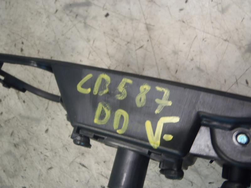 Recambio de maneta interior delantera derecha para opel zafira b enjoy plus referencia OEM IAM   