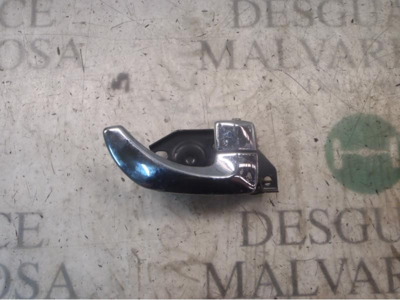 Recambio de maneta interior delantera derecha para hyundai terracan (hp) 2.5 tci referencia OEM IAM 826203B000  