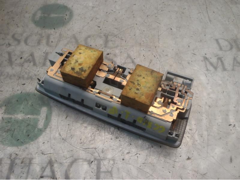 Recambio de piloto interior para renault espace iv (jk0) authentique referencia OEM IAM 8200465794  