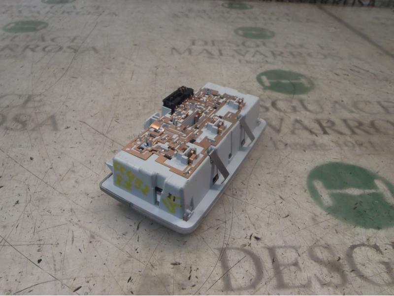 Recambio de piloto interior para opel astra j lim. 1.7 16v cdti referencia OEM IAM   