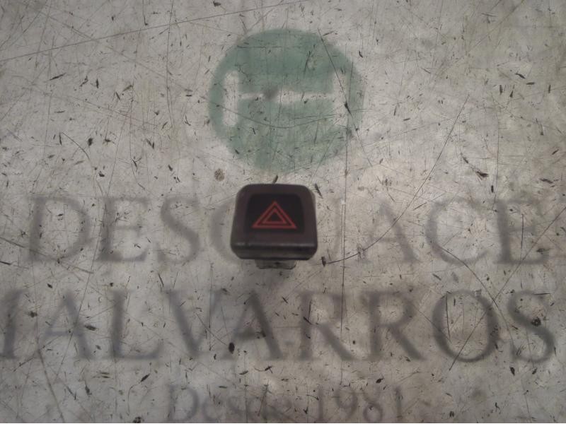 Recambio de warning para volvo v50 familiar 2.0 d kinetic referencia OEM IAM 9123684  8651399