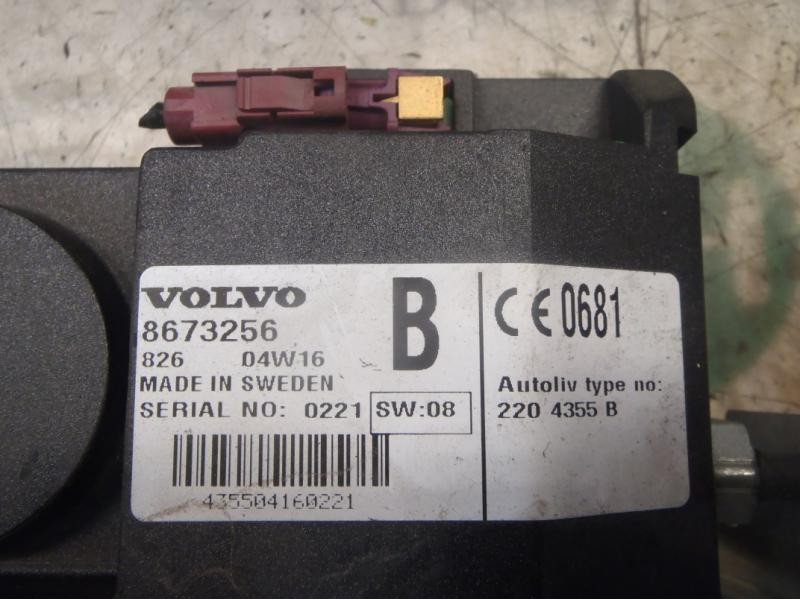 Recambio de modulo electronico para volvo v50 familiar 2.0 d kinetic referencia OEM IAM  8673256 2204355B