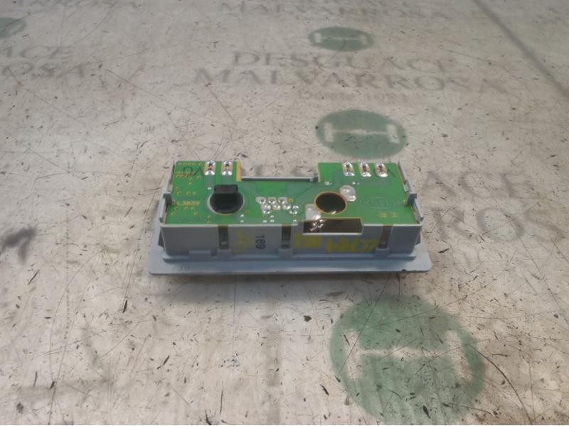 Recambio de piloto interior para ford galaxy (vx) clx referencia OEM IAM 1136915  