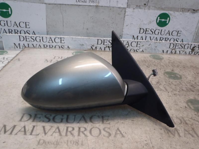 Recambio de espejo derecho para nissan primera berlina (p12) acenta referencia OEM IAM   