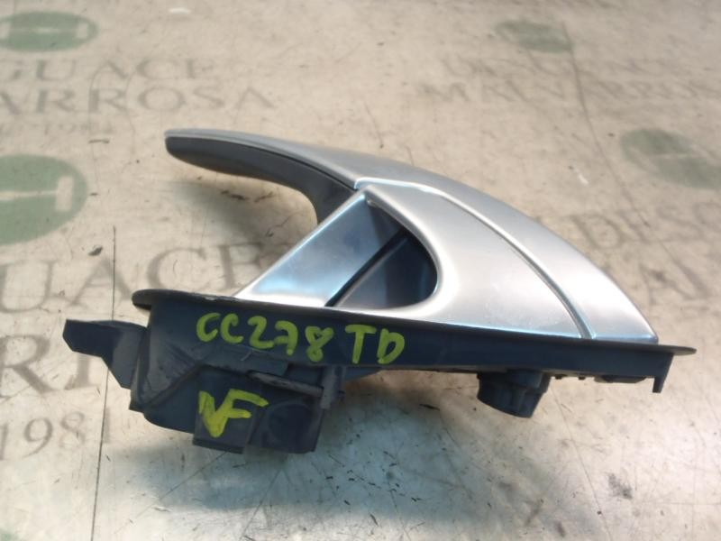 Recambio de maneta interior trasera derecha para nissan primera berlina (p12) acenta referencia OEM IAM   