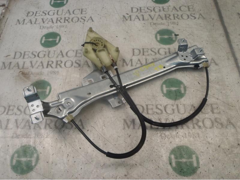 Recambio de elevalunas trasero derecho para renault megane iii sport tourer dynamique referencia OEM IAM 827200008R  