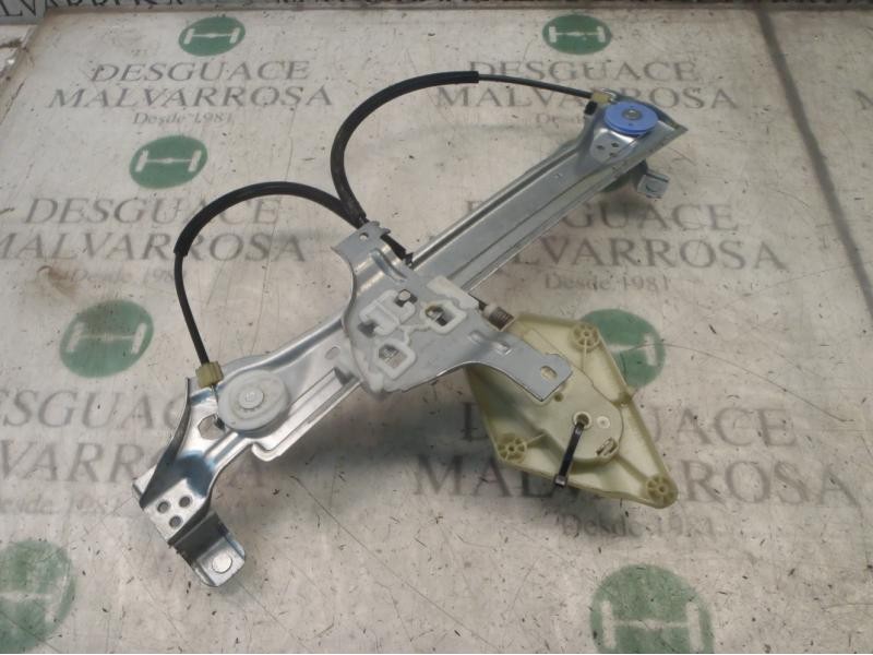 Recambio de elevalunas trasero derecho para renault megane iii sport tourer dynamique referencia OEM IAM 827200008R  