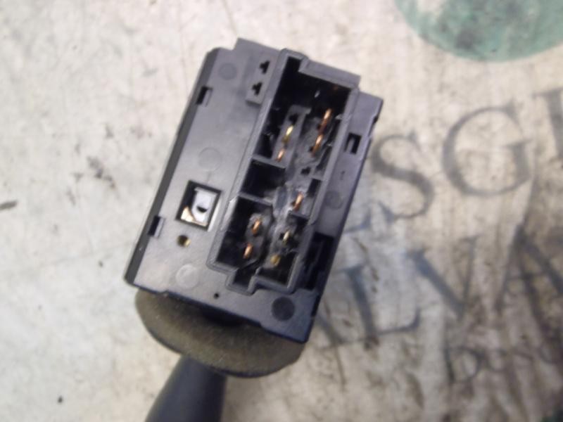 Recambio de mando limpia para peugeot 206 berlina xt referencia OEM IAM   