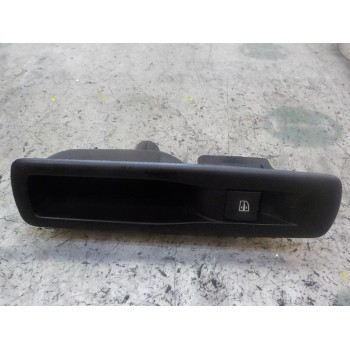 MANDO ELEVALUNAS TRASERO DERECHO 254010003R 