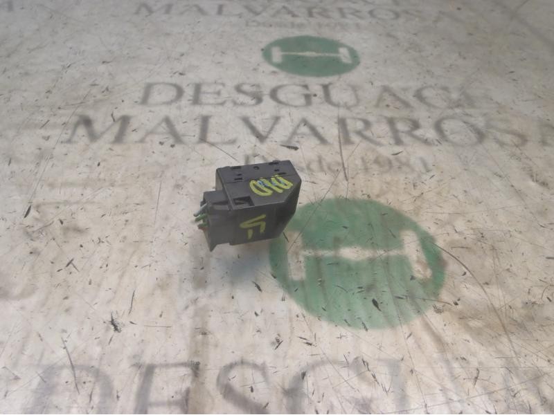 Recambio de mando elevalunas delantero derecho para volkswagen passat berlina (3b3) comfortline referencia OEM IAM 3B0959855B01C