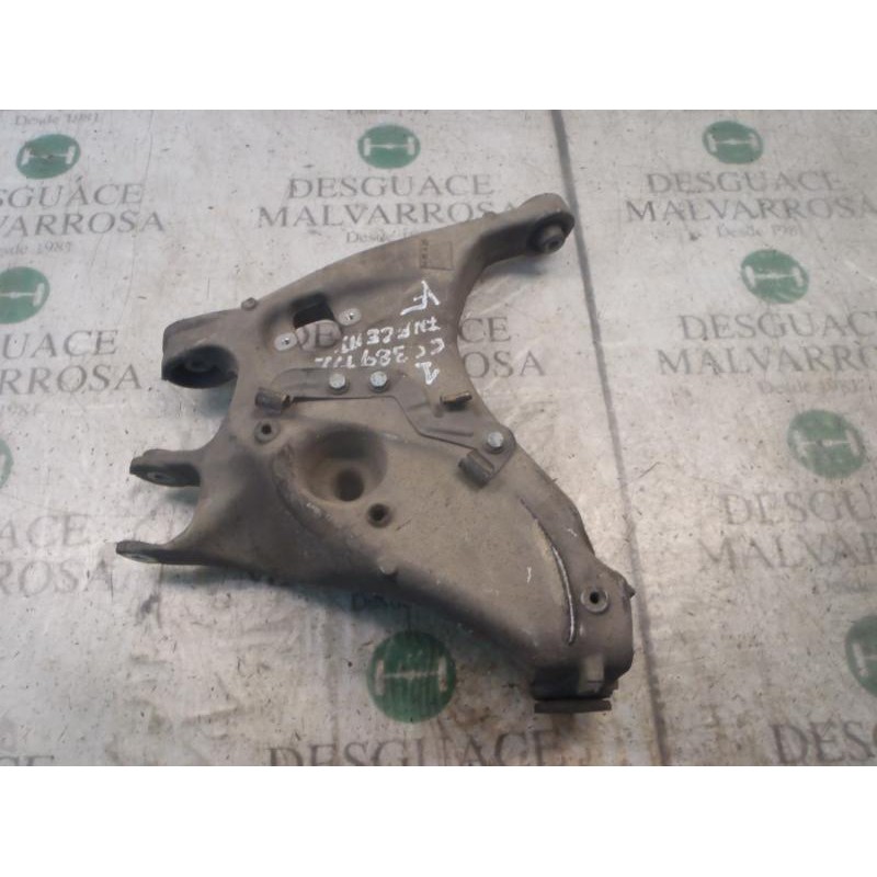 Recambio de brazo suspension inferior trasero izquierdo para audi a4 berlina (8e) 2.0 referencia OEM IAM 8E0505311S  