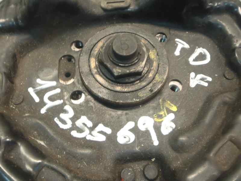 Recambio de mangueta trasera derecha para chrysler voyager (gs) 2.5 td le grand voyager referencia OEM IAM   