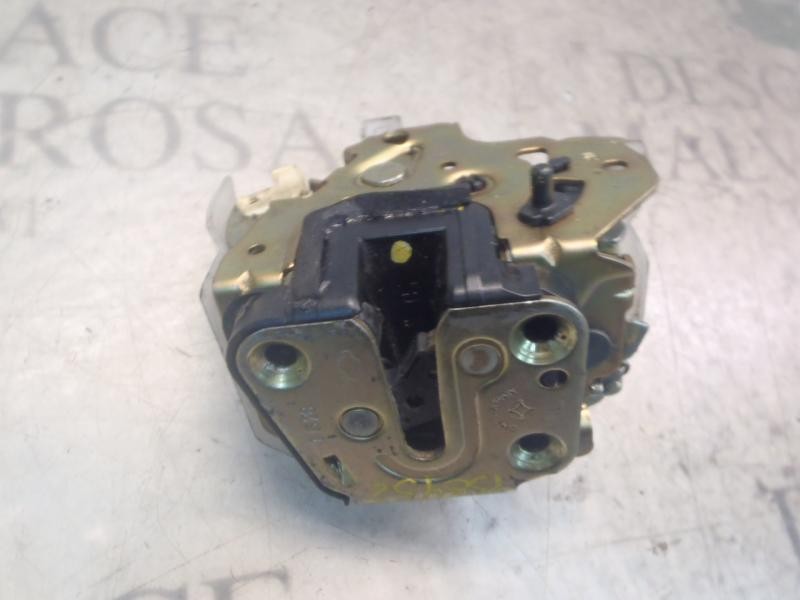 Recambio de cerradura puerta trasera izquierda para nissan x-trail (t30) comfort referencia OEM IAM 82503AA210  