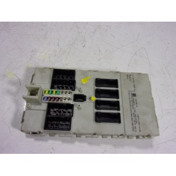 CAJA RELES / FUSIBLES 61359438729 35932478502 