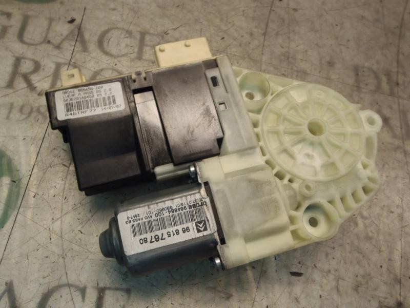 Recambio de motor elevalunas delantero derecho para citroën c4 coupe vtr plus referencia OEM IAM   