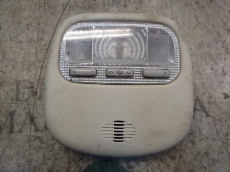 Recambio de piloto interior para citroën c4 coupe vtr plus referencia OEM IAM   