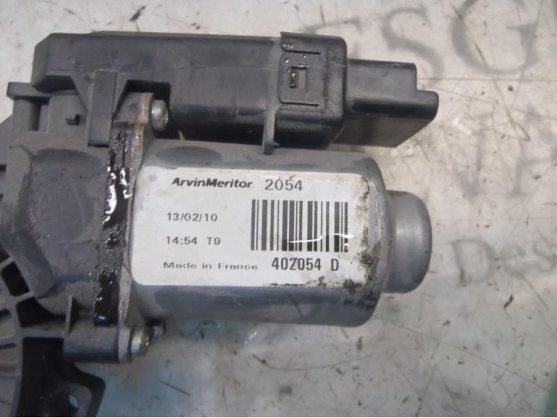 Recambio de motor elevalunas delantero derecho para kia cee´d concept referencia OEM IAM   