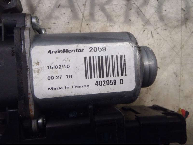 Recambio de motor elevalunas trasero izquierdo para kia cee´d concept referencia OEM IAM   