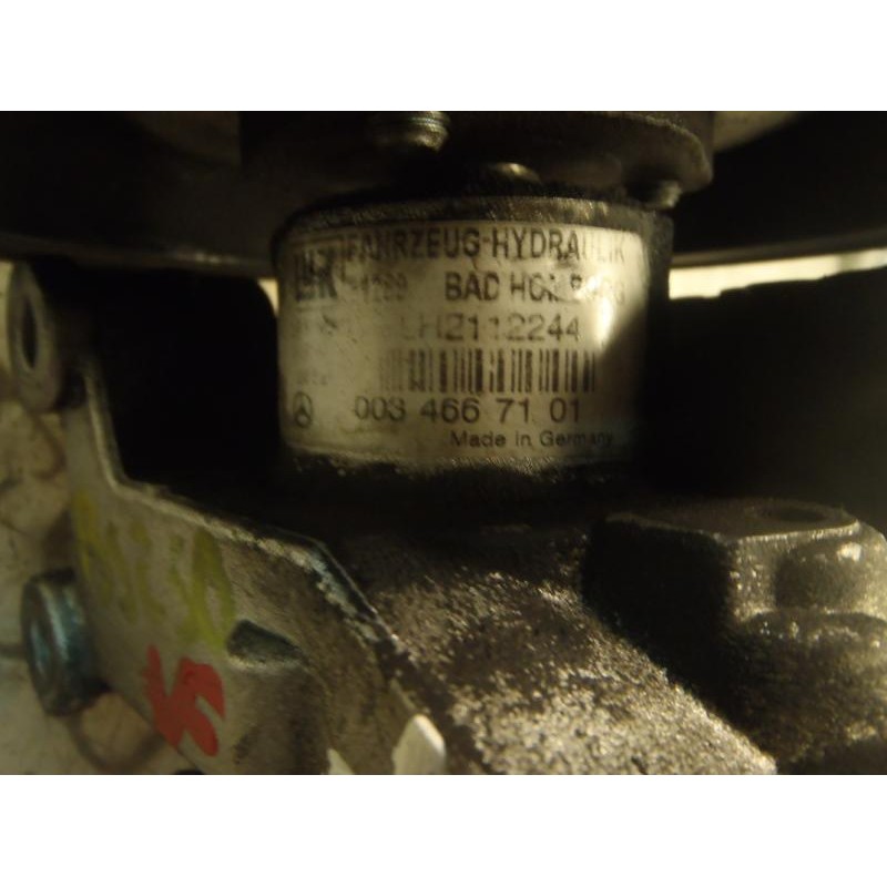 Recambio de bomba direccion para mercedes-benz vito (w639) basic, combi 111 cdi compacto (639.601) referencia OEM IAM   