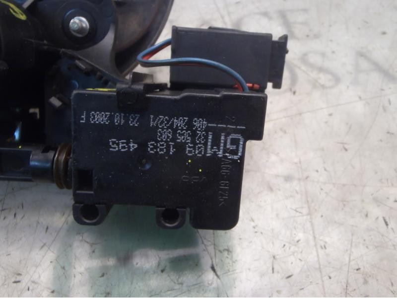 Recambio de maneta porton para opel meriva cosmo referencia OEM IAM   