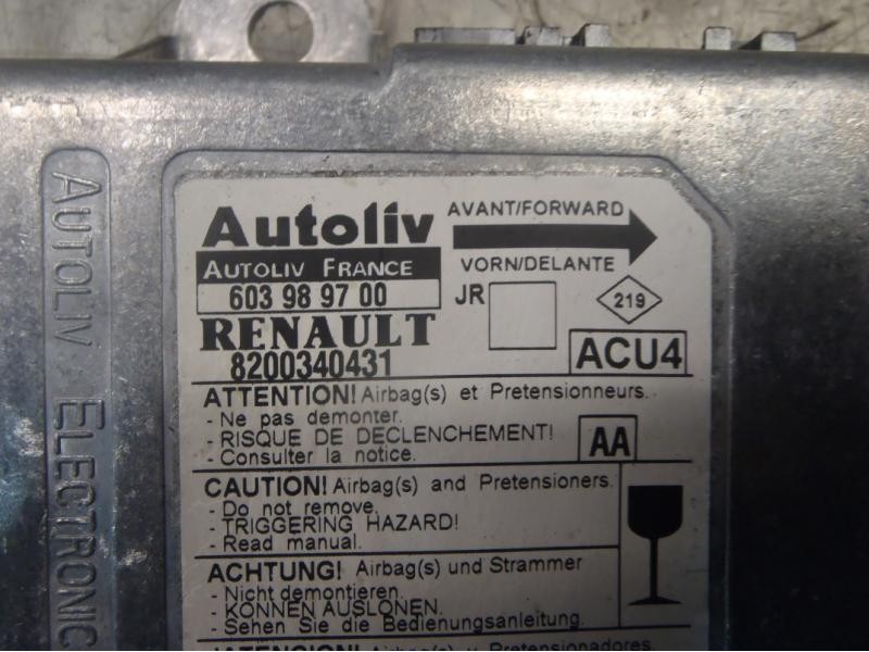 Recambio de centralita airbag para renault scenic ii confort dynamique referencia OEM IAM   