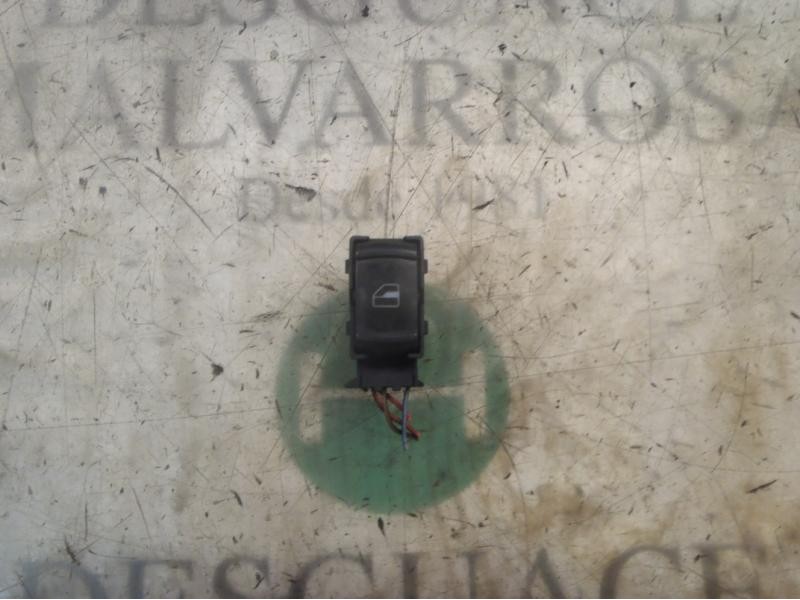 Recambio de mando elevalunas delantero derecho para volkswagen golf iv berlina (1j1) advance referencia OEM IAM   