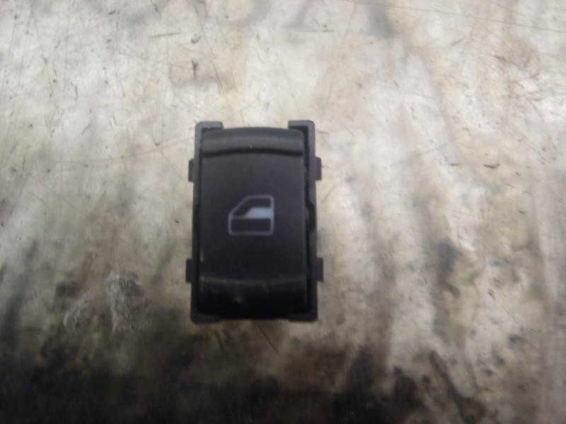 Recambio de mando elevalunas trasero derecho para skoda octavia combi (1u5) ambiente referencia OEM IAM 3B095985501C 3B0959855 