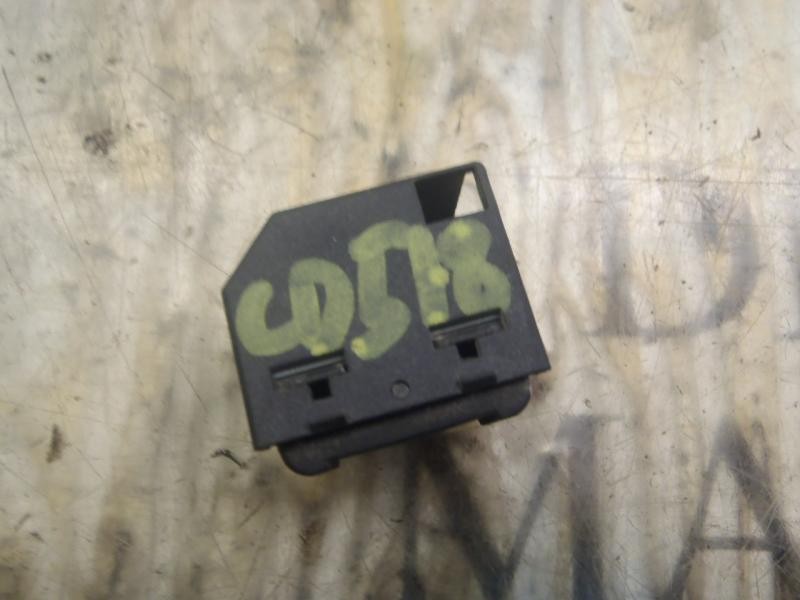 Recambio de mando elevalunas trasero izquierdo para skoda octavia combi (1u5) ambiente referencia OEM IAM 3B095985501C 3B0959855